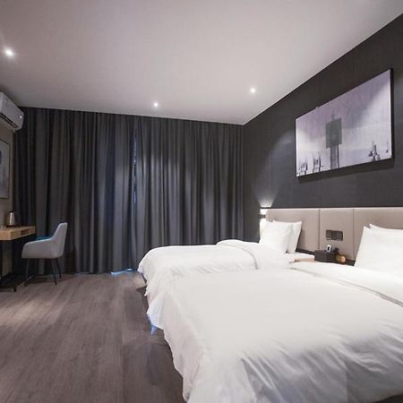 Thank Inn Chain Hotel Hunan Huaihua Hecheng District South High Speed Rail Station Exterior foto